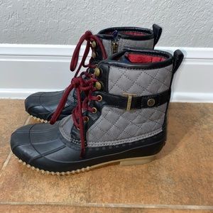 Tommy Hilfiger winter boots